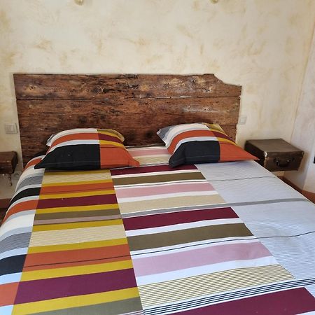 La Tour Du Terroir Bed & Breakfast Rivesaltes Exterior photo
